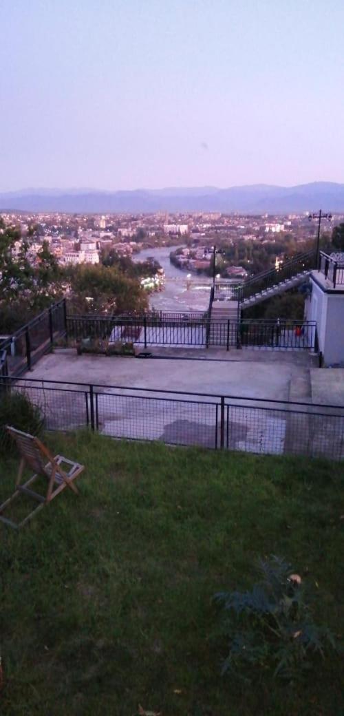 Guest House Nona Kutaisi Exterior photo