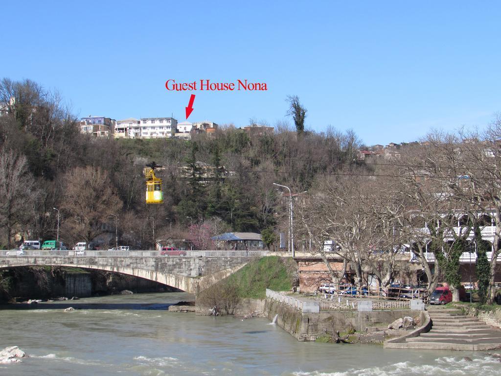 Guest House Nona Kutaisi Exterior photo